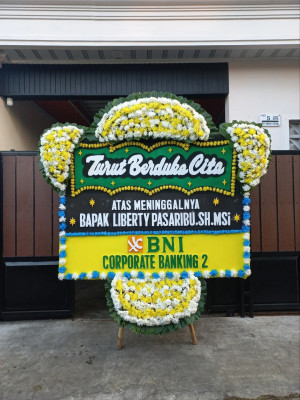 Papan Bunga Duka di Panambungan
